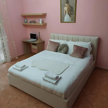 In Center Apartment *