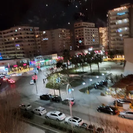 Apartment In Center